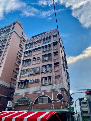 五甲商圈低總價電梯三房可直接入住｜高雄市鳳山區自強一路