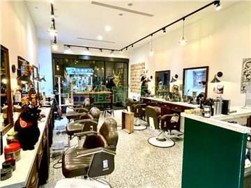 雙子星旁正馬路面寬精美店面立即約看為宏｜台北市大同區延平北路一段