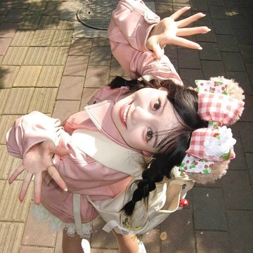 📣爆款推薦📣【店鋪熱銷】草莓雪莉玫髮迪士尼甜美可愛蝴蝶結頭箍壓髮遊樂園拍照洗臉髮飾 BNJA