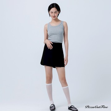 濾鏡面膜顯瘦輕感短裙（內有安全褲） PizzaCutFive PCF252491043