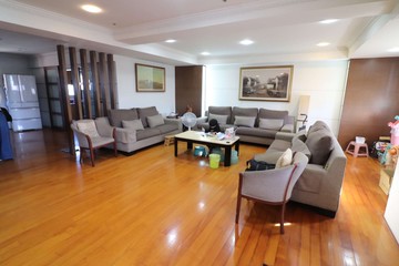 「獨家專任」崇德松竹商圈高樓層大坪數五房雙車｜台中市北屯區松和街