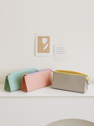 質感皮革素色多功能拉鍊收納包