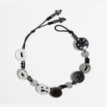 黑點鈕扣手鍊