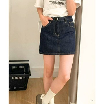 【賠本賣女裝】復古深藍色牛仔短裙 無彈性 高腰半身裙 修身包臀裙  顯瘦 百搭A字短牛仔裙 短裙 D22