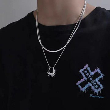 【台灣公司 可打統編】免運 雙層疊戴太陽蛇骨鏈鈦鋼項鏈男女個性輕奢小眾百搭高級感鎖骨鏈潮 可開發票 全館五折 工廠現貨直銷 新品特價 z9211