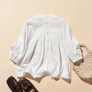 增添豐富表情的細緻打褶七分袖襯衫 棉麻混紡 白色 250425-1