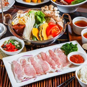 台南安平維悅酒店1泊2食雙人平日-升等雅緻家庭房或河景雙人房