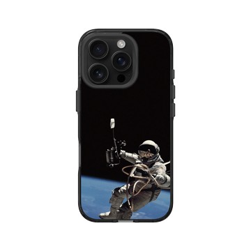 iPhone 16 Pro Clear 酷墨灰 - NASA - Astronaut Schweickart On The Lunar Module