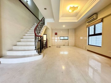 降價!11期漢神洲際｜雙併大面寬別墅｜邊間車庫雙車｜台中市北屯區豐樂南一街