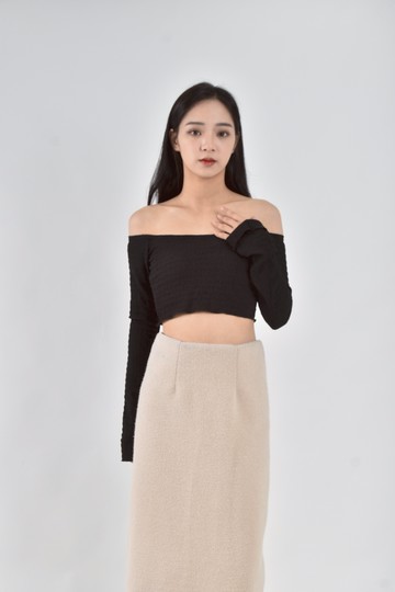 (XS（含）以下) 一字領黑色長袖上衣