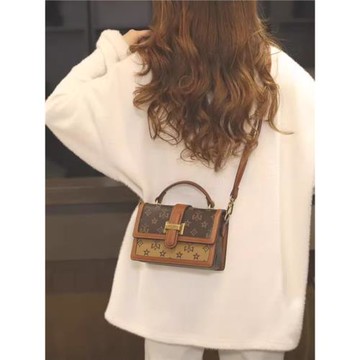 MK旗艦店包包女2024新款高級感復古印花手提小方包小眾單肩斜挎包