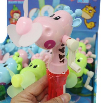 手搖長頸鹿風扇泡泡水 + 泡泡水 1830/一盒12個入(促70) 手搖風扇 不用電池電風扇~CF140250【APP滿額下單10%點數(單一帳號最高5000點)】1/31止