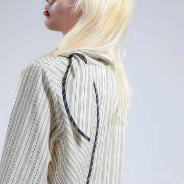 造型側領結條紋上衣