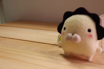 Bucute 擦拭手機螢幕┃ 花媽獅手機吊飾┃附耳機塞┃禮物