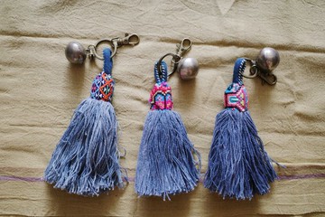 Remake 泰國手工流蘇吊飾 藍染 Aka族錫球