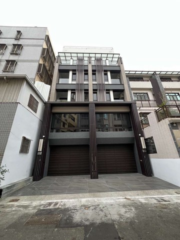 賠售價❤️中央公園全新完工電梯雙車別墅~決心不留｜台中市西屯區中清路二段