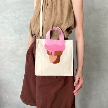 【圖案不是印刷】草莓淇淋, 手挽/斜背帆布袋