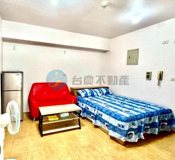 近火車站漂亮大套房J｜屏東縣屏東市自由路