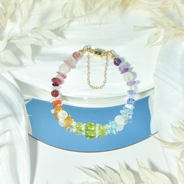 彩虹的中心 - 橄欖石 碧璽 丹泉石 天然石手鍊