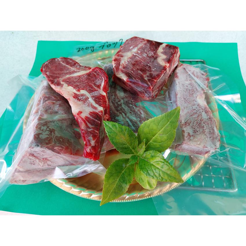 焼肉、炙り用鯨身　200ｇブロック