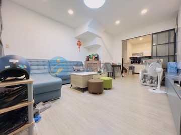 【樹孝中山商圈｜臨路前院車庫｜精美裝潢美別墅】｜台中市太平區新平路三段