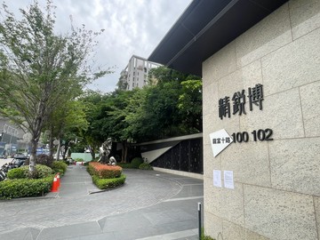 大降價好談/南屯區單元二/精銳博/朝南雙連號平車｜台中市南屯區龍富十路