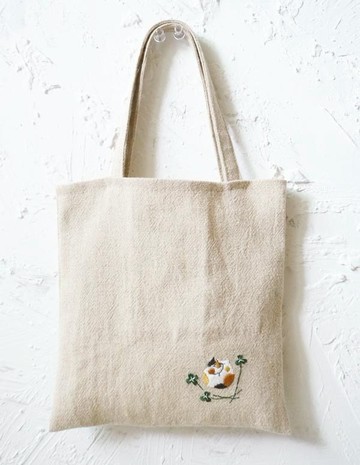 貓與幸運草手工刺繡包