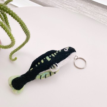 羊毛氈 湖水綠魚虎 手作鑰匙圈