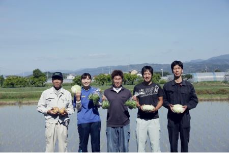 野菜の詰め合わせと無農薬生姜200g付き