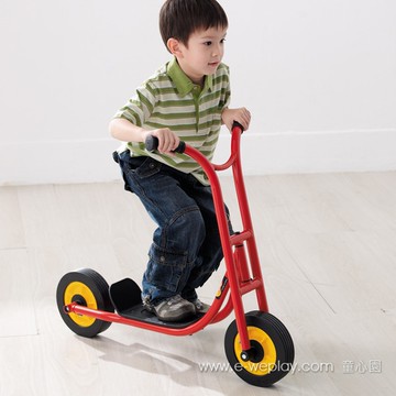 【Weplay】身體潛能開發系列【創意互動】兩輪滑板車 ATG-KM5507