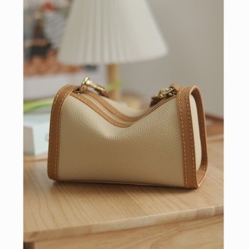 手作handmade 真皮拼布小枕頭包 手縫斜背包單肩包 溫柔白花