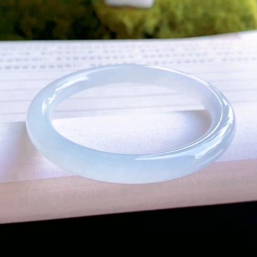 天然緬甸礦區翡翠手鐲冰種飄花圓條翡翠玉手鐲白冰翡翠少女款時尚