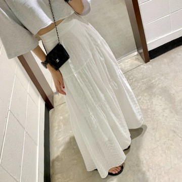 ˏˋ 𝐻𝑒𝑦 𝑆𝑝𝑟𝑖𝑛𝑔 - ̗̀ 🌷⛅️ ̖́‎韓國 INS 夏季甜美蕾絲鏤空後面鬆緊腰半身裙