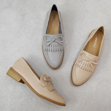 3cm高2025新款女鞋英倫風流蘇牛津單鞋軟皮復古百搭樂福鞋粗跟鞋