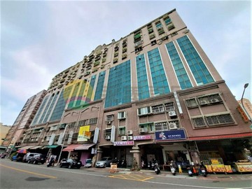 「五甲有市金流店住」邊賺邊住三層樓｜創業資產宅｜高雄市鳳山區南榮路