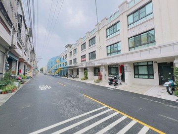 【台中龍井國小｜全新四房臨路別墅】｜台中市龍井區舊車路