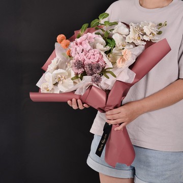 仿真晨曦蘭語 蘭繡交織花束 Meric Garden