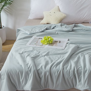 MIGRATORY 媚格德莉 - 極致涼感抱冰被-薄荷灰綠 (150x186cm)