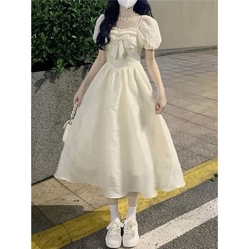 【甜美純欲風】HK2023新款 森系 泡泡袖 蝴蝶結 初戀 少女感 連衣裙 甜美 純欲風 顯瘦 A字裙 a字裙 甜美洋裝