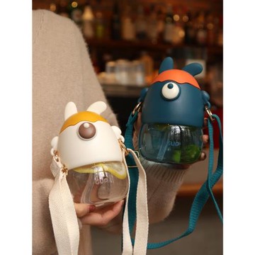 可愛吸管杯艾可思水杯兒童防摔喝奶上學專用學生便攜男孩網紅杯子