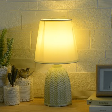 創意北歐臺燈少女心陶瓷小夜燈房間臥室清新小臺燈兒童床頭燈