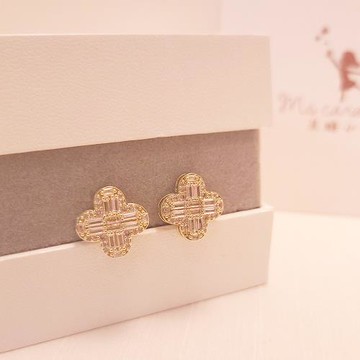 【焦糖小姐 Ms caramelo】 夾式 鋯石耳環