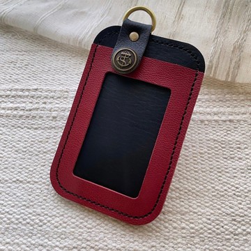 有格調。皮革證件套 - 黑底紫 -