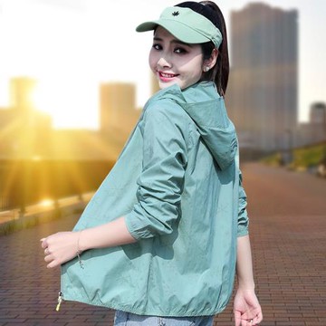 時尚防曬衣女款2025年夏季新款輕薄透氣防紫外線upf50+冰絲防曬服