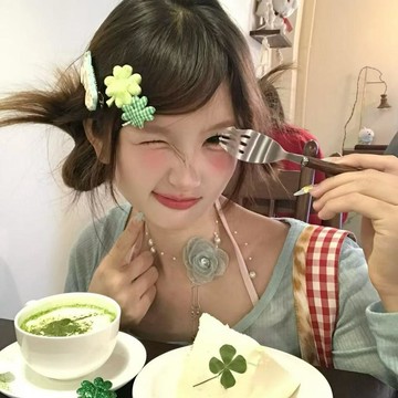 瀏海髮夾🎀 小衆自制古早風綠色四葉草立體布藝髮卡甜美少女碎髮劉海邊夾頭飾 短髮髮夾 幸運草髮夾 側邊髮夾 可愛髮夾