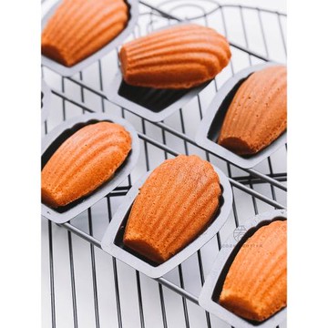 2025新款8連瑪德琳烤盤磅蛋糕不粘烤盤甜點費南雪加厚碳鋼工具盤