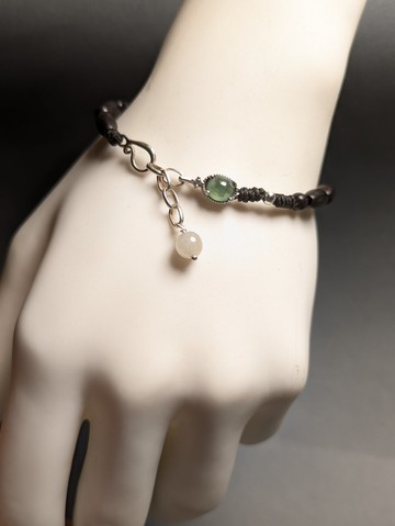 天然緬甸冰種蛋面/圓珠翡翠 檀木珠 銀配件 手工製手鍊