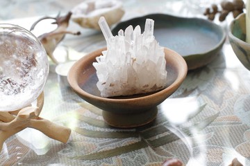 手工陶瓷橄欖綠無光釉高腳燭台/苔球座/苔球花器