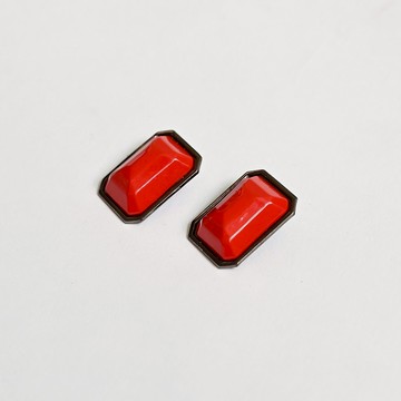 【蛋植物古着】朱紅寶石塑料夾式古董耳環
