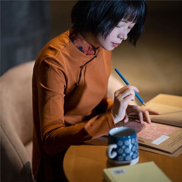 釵頭鳳初心時集復古中式旗袍上衣女秋冬針織棉立領打底香云紗盤扣